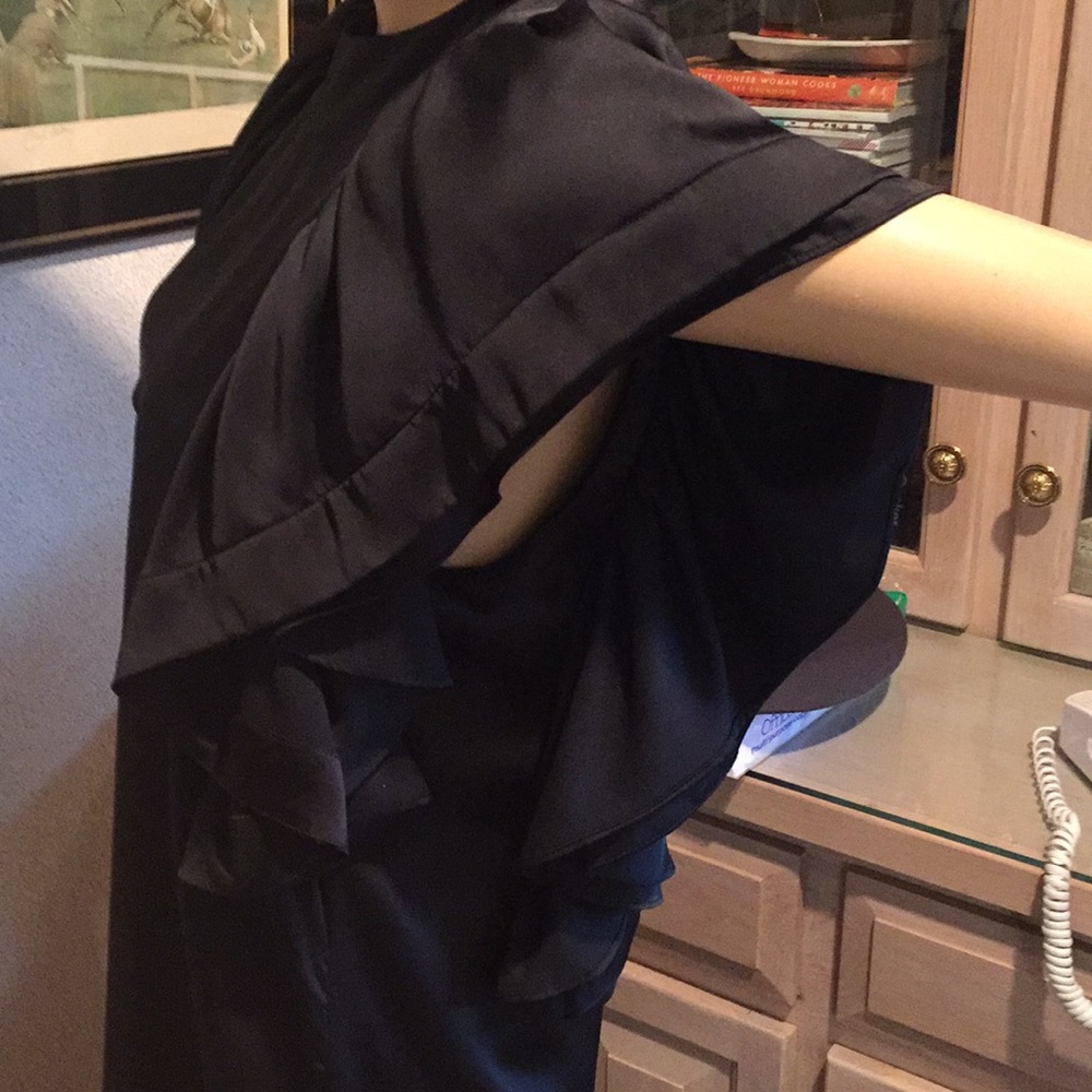 Top - Picture 3 of 8